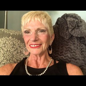 Meet your Posher, Sandra